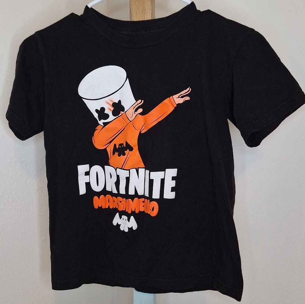 10/$10 Fortnite Marshmello T-shirt